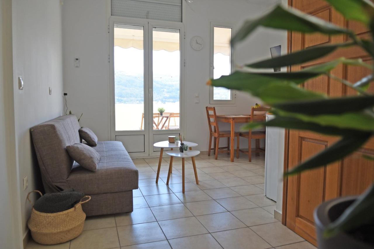 Ferienwohnung Plateia Sea View Loft Samos Town Exterior foto